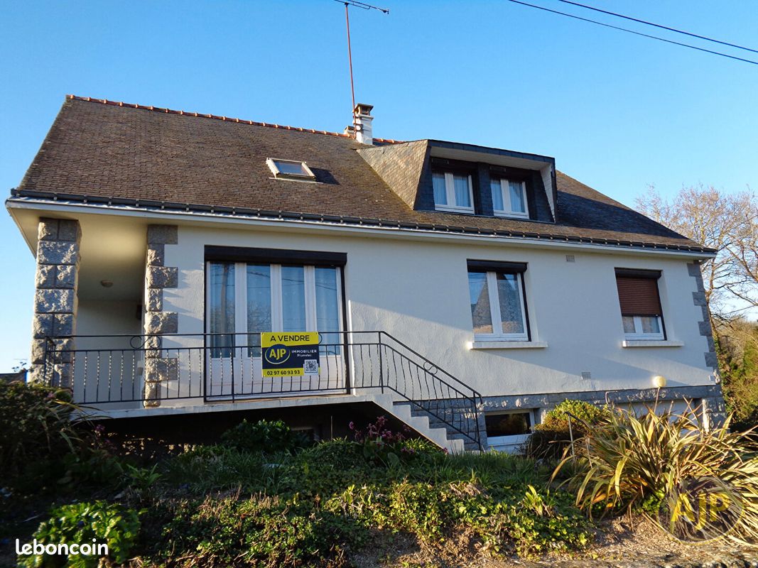 Maison 8 pièces 145 m² · à Plumelec · 145 m² · 197 210 €