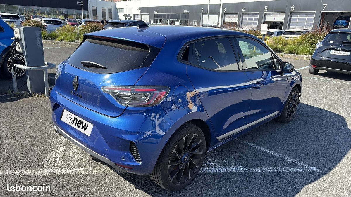 Renault clio tce 90 ch gsr2 esprit alpine (image 2)