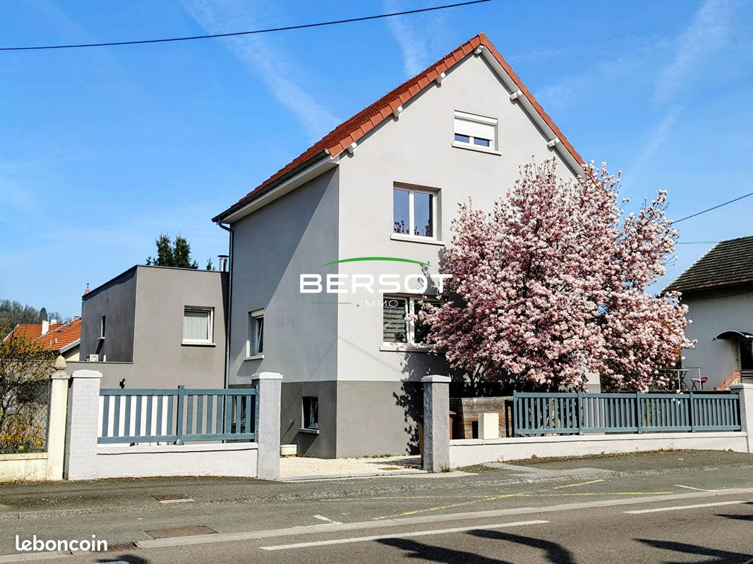 Maison 10 pièces 216 m² · à Vesoul · 216 m² · 320 000 €