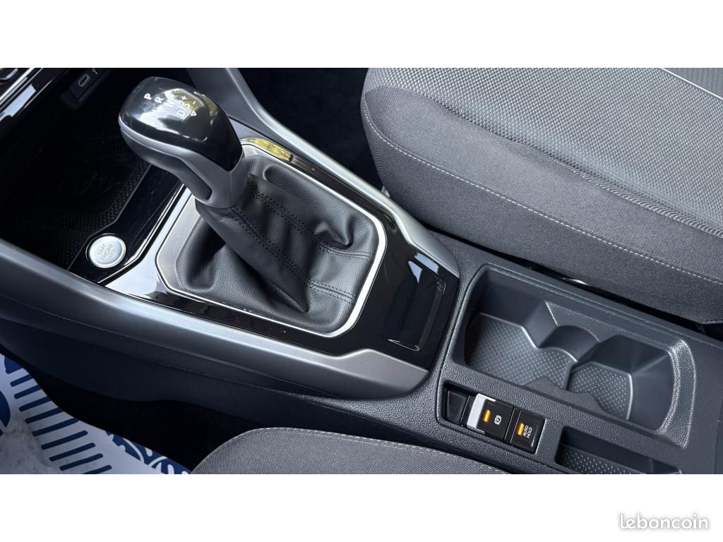 VOLKSWAGEN T-ROC 1.5 TSI 150 DSG7 Life Plus (image 16)