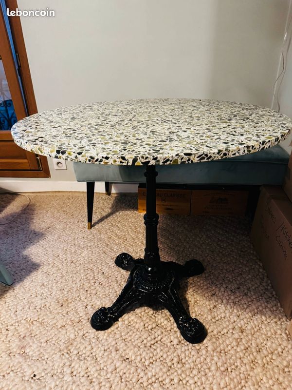 Table en terrazzo vert – design unique (image 2)