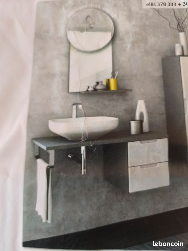 Meuble salle de bain (image 1)