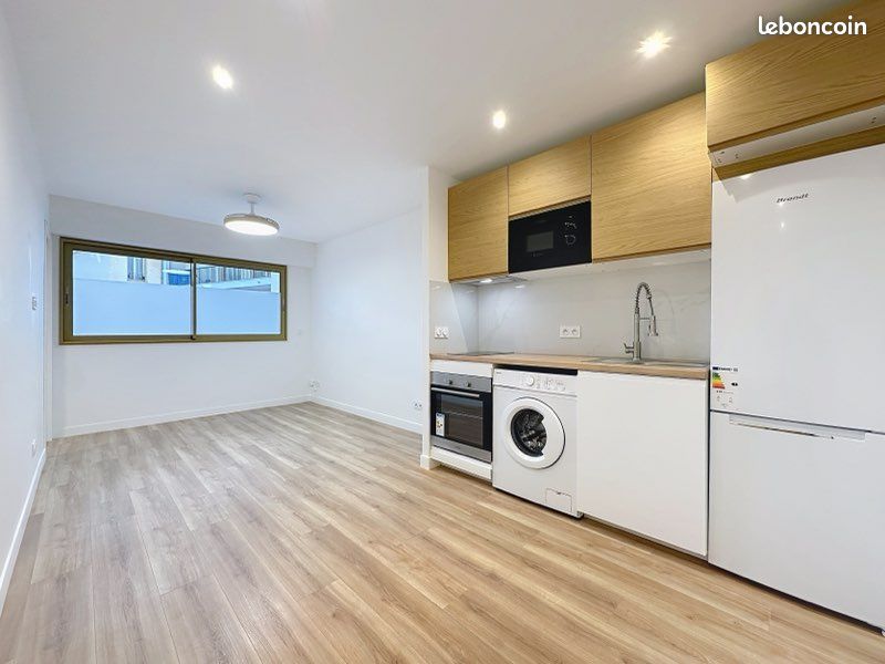 Appartement 2 pièces 30 m² · à Le Cannet · 30,1 m² · 980 €