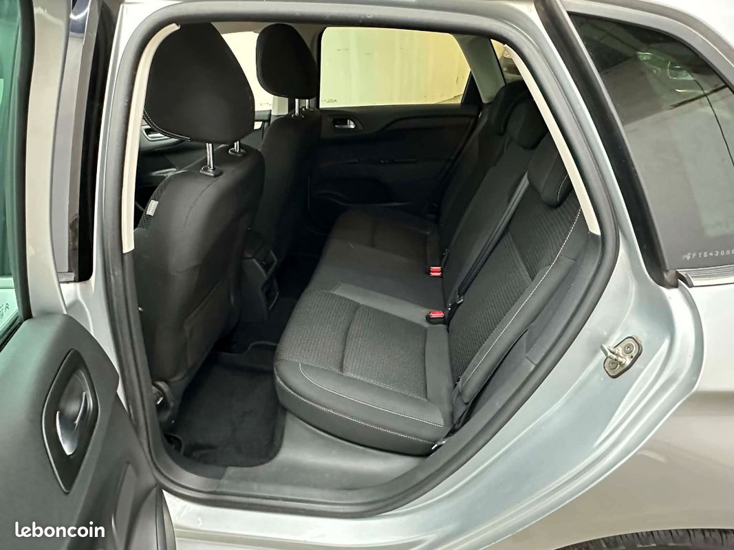 Citroën c4 THP 130 ch BVM 6 (image 5)