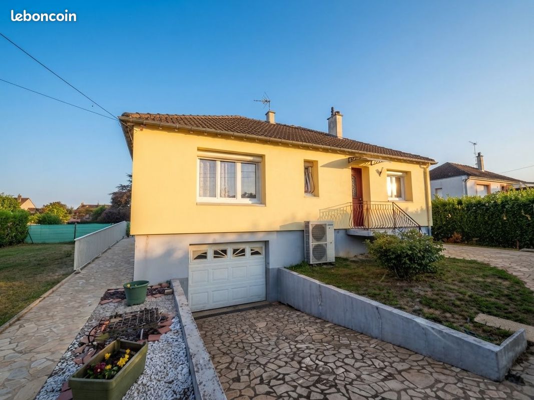 Maison 5 pièces 90 m² · à La Bazoge · 90 m² · 219 500 €
