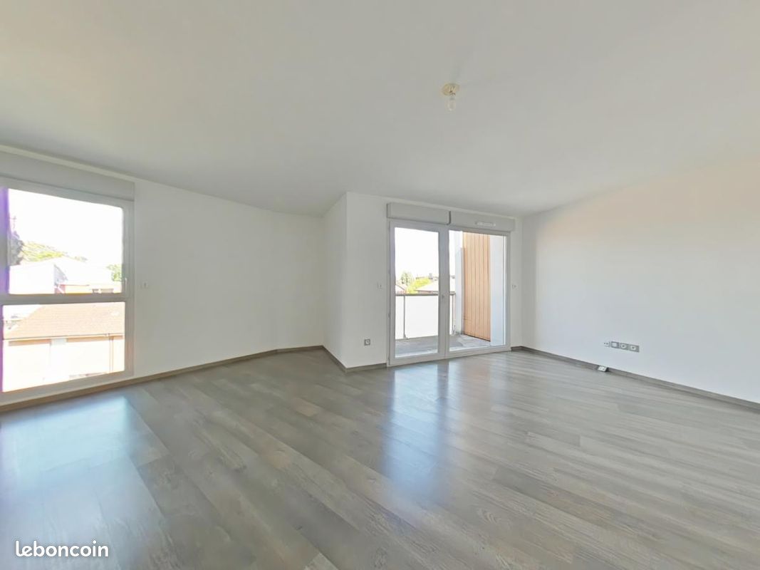 Appartement 3 pièces 69 m² · à Loos · 69 m² · 937 €