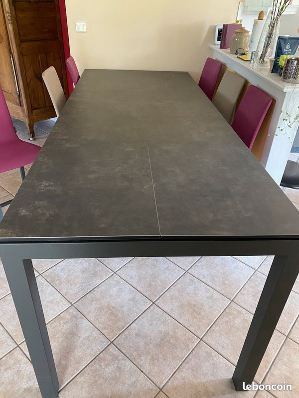 Table haute 6/8 places (image 2)