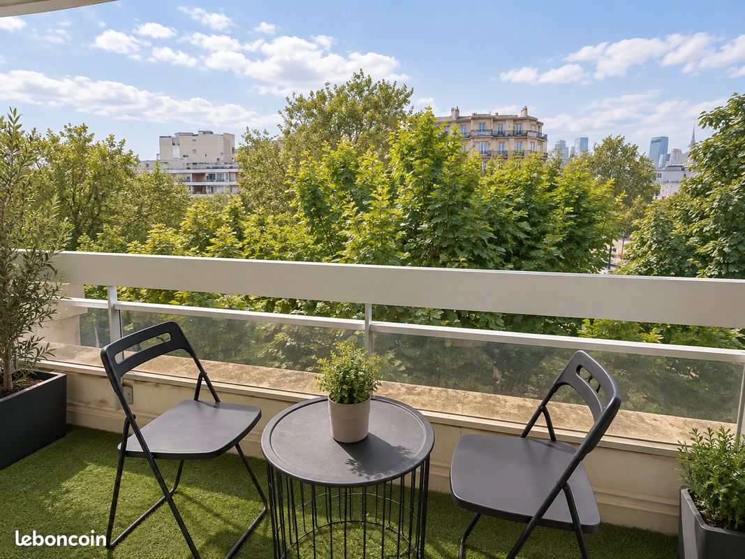Appartement 1 pièce 26 m² · à Neuilly-sur-Seine · 26 m² · 300 000 €