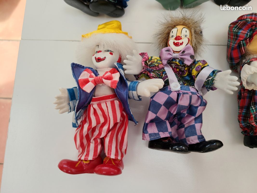 Lots de petits clowns en porcelaine (image 5)
