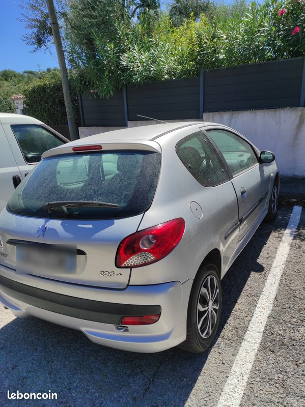 Peugeot 206+ 1.1L (image 2)