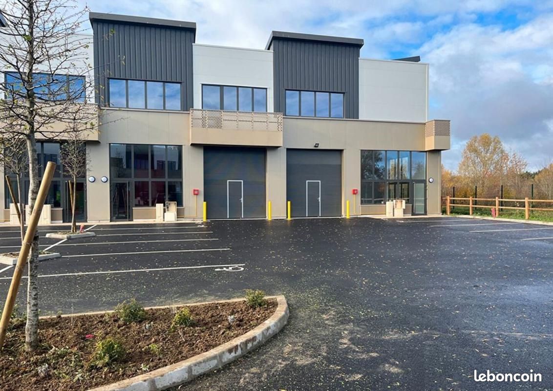 Local bureaux 432 m² (image 14)