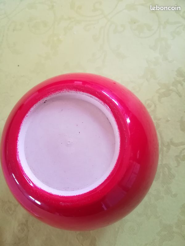 Pot/Vase rouge (image 2)
