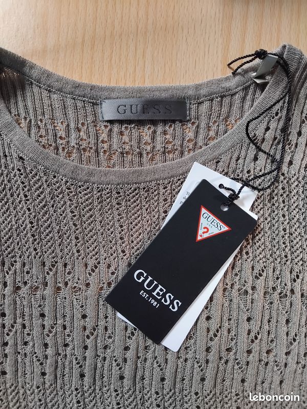 Pull GUESS Taille M Neuf Avec étiquette - Sweat Col Rond Pour Femme Ou Homme