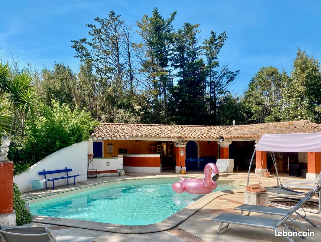 Maison 12 pièces 309 m² · à Arles · 309 m² · 950 000 €