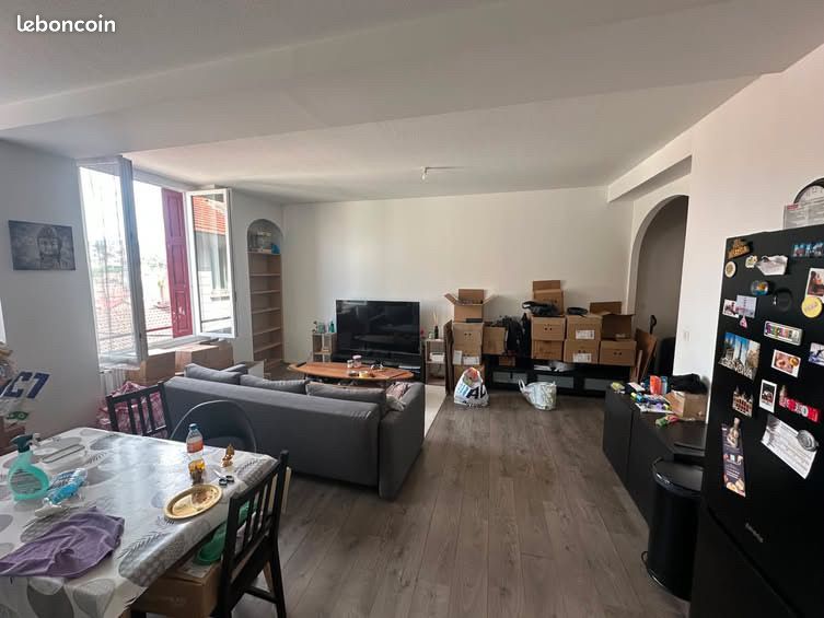 Appartement 2 pièces 65 m² · à Saint-Étienne · 65 m² · 590 €