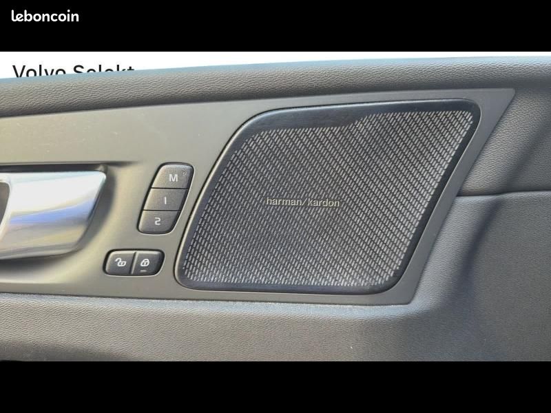 Volvo XC60 T6 AWD 253 + 145ch Utimate Style Dark Geartronic (image 20)