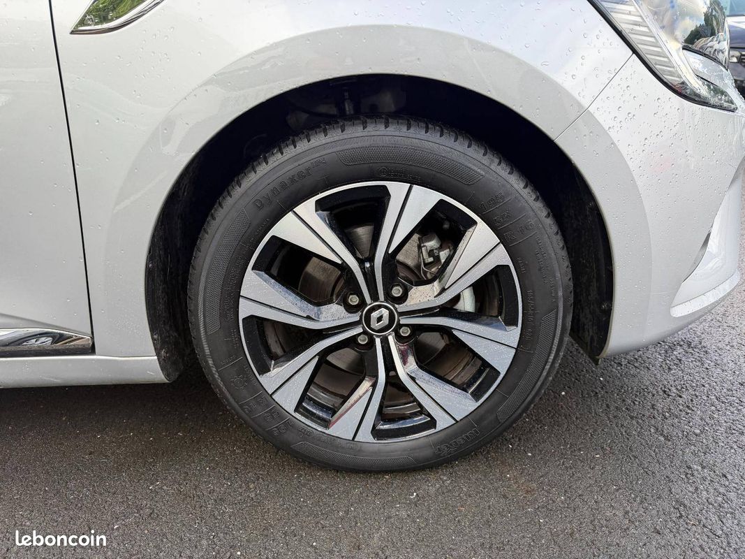 RENAULT Clio E-Tech 140 - 21N Limited (image 18)