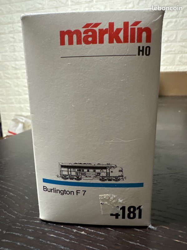 Locomotive Diesel Märklin HO 4181 – Burlington F7 – Occasion
