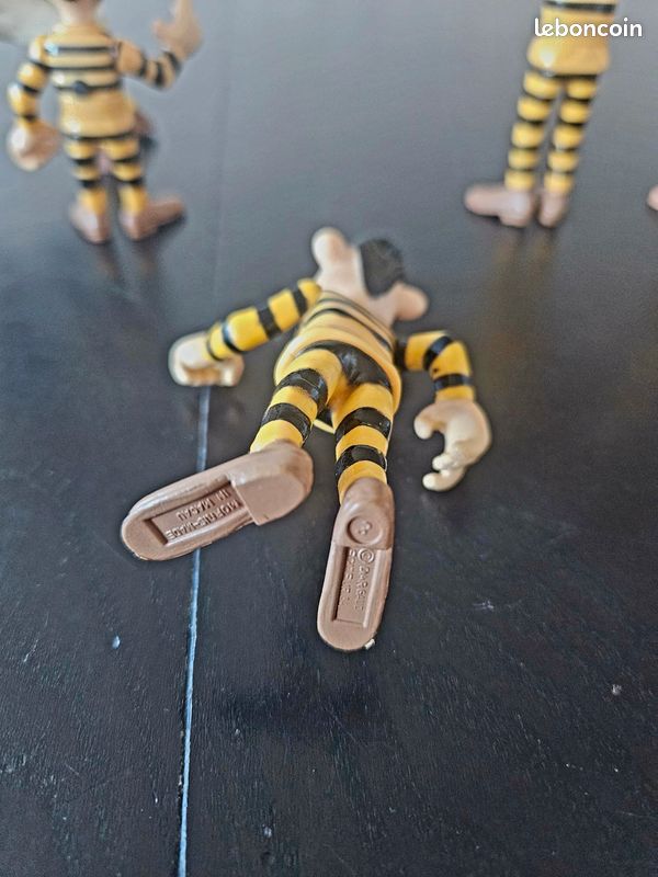 Figurine Cartoon Kingdom - Lucky Luke, Jolly Jumper et Rantanplan