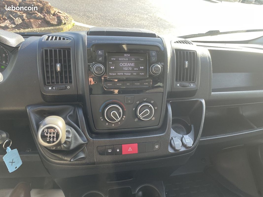 Citroen JUMPER FG 3T3 L2H2 2.0 BLUEHDI 130 BUSINESS - TVA RECUPERABLE (image 11)
