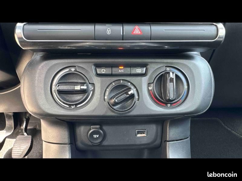 Citroen C3 1.2 PureTech 83ch S&S Feel 122-123g (image 17)