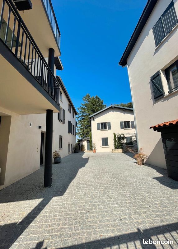 Appartement 3 pièces 68 m² · à Saint-Didier-au-Mont-d'Or · 68 m² · 1 800 €