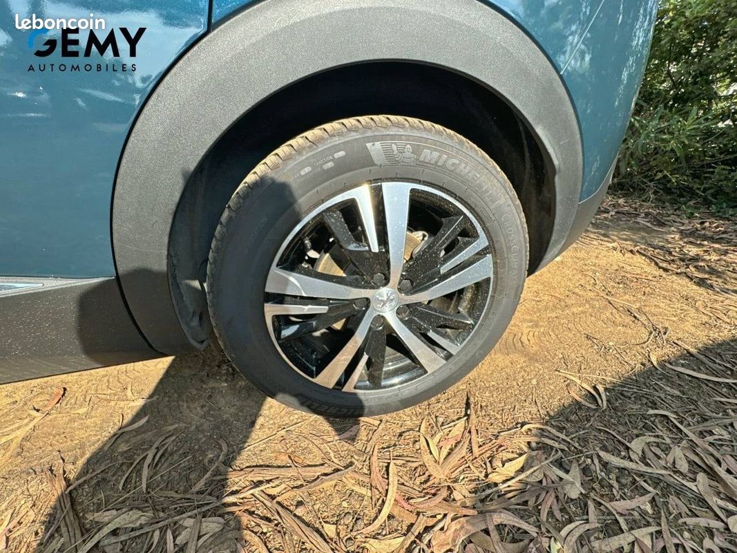 PEUGEOT 3008 Hybrid 225 e-EAT8 GT (image 11)