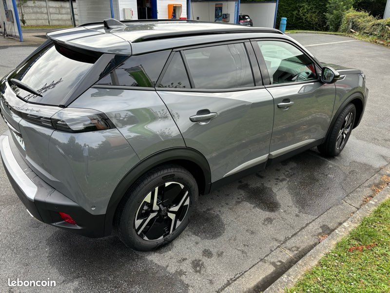 Peugeot 2008 (image 2)