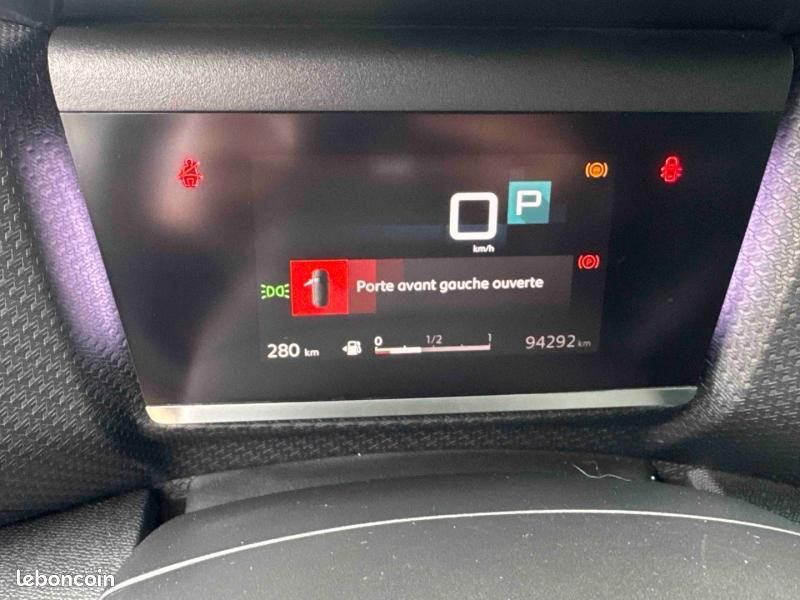 Citroen C4 BlueHDi 130ch S&S Shine EAT8 (image 17)
