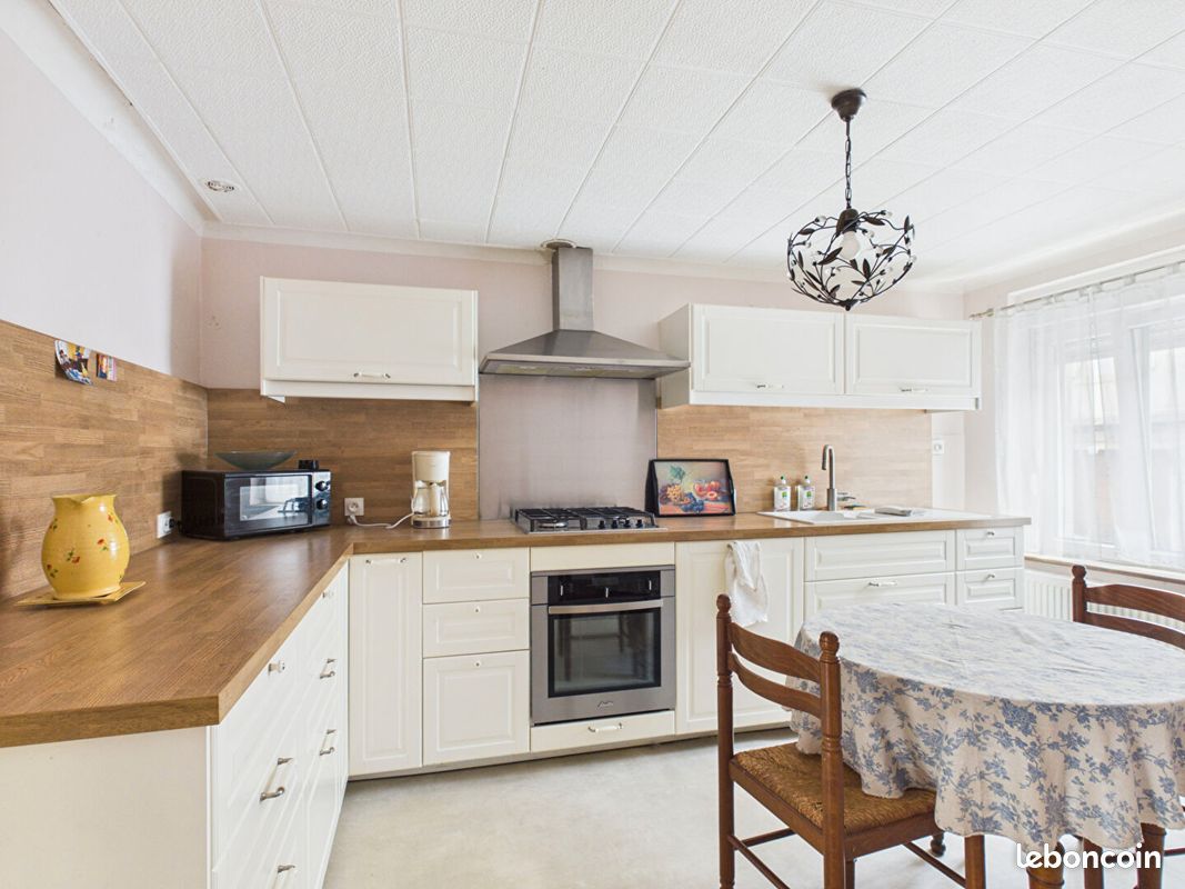 Maison 8 pièces 152 m² · à Algrange · 152 m² · 186 000 €