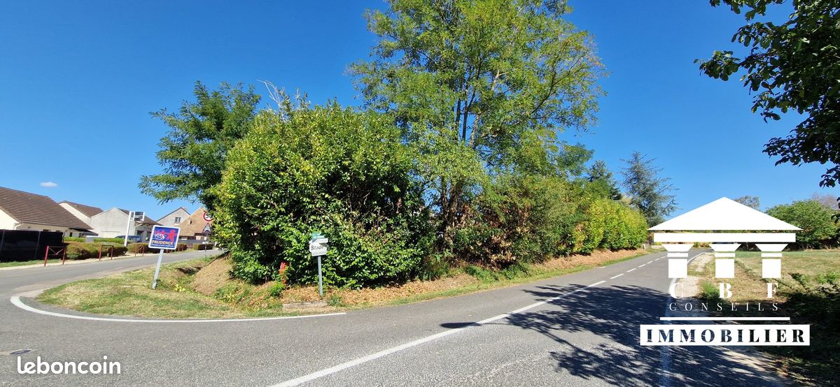 Terrain 719 m² · à L'Abergement-Sainte-Colombe · 719 m² · 40 000 €