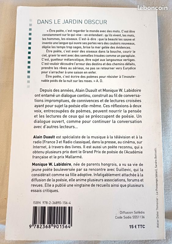 Livre Dans le jardin obscur (image 2)