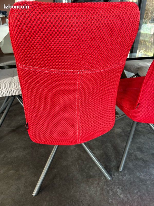 Lot De 4 Chaises Thonet Haut Dossier – Tissu Rouge – Design Moderne Autrichien