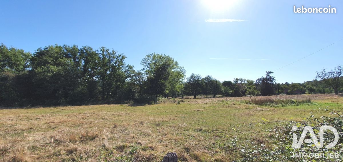 Terrain 1643 m² · à Brive-la-Gaillarde · 1 643 m² · 55 000 €