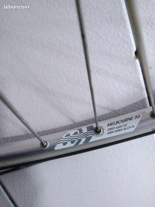 Roues Campagnolo Melbourne 56 (image 2)