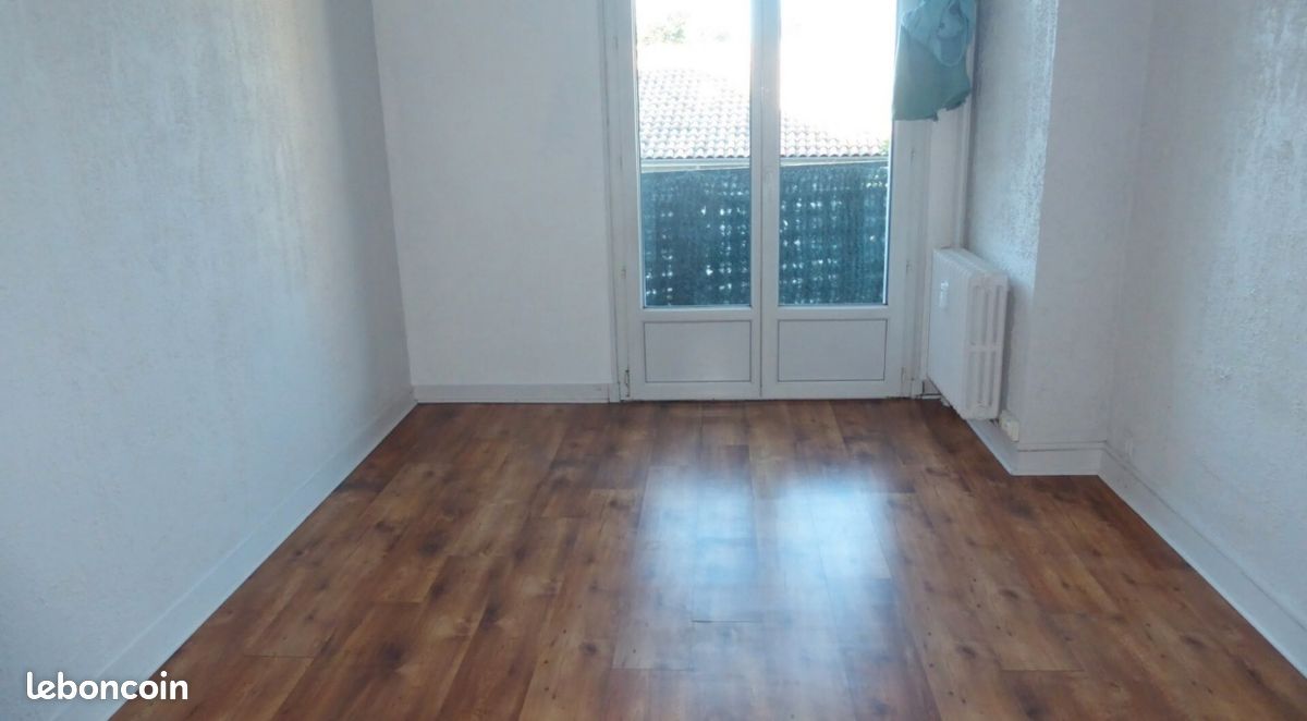 Appartement 4 pièces 81 m² · à Aubenas · 81 m² · 109 000 €