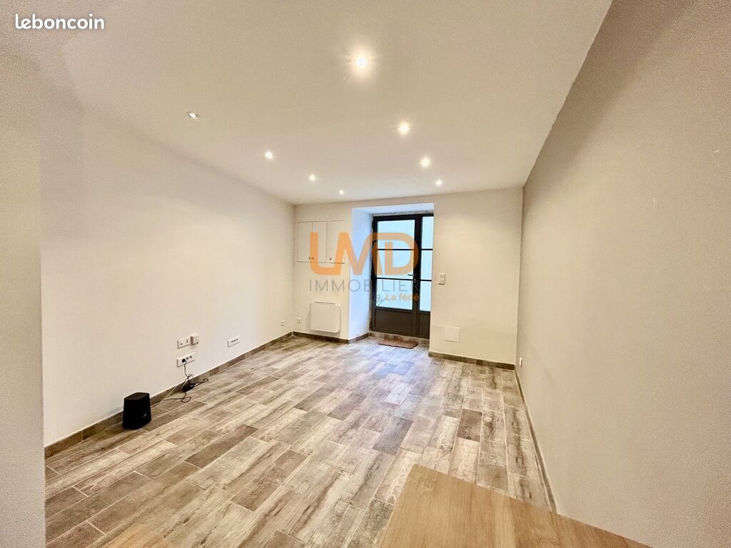 Maison 4 pièces 100 m² · à Caveirac · 100 m² · 900 €/mois
