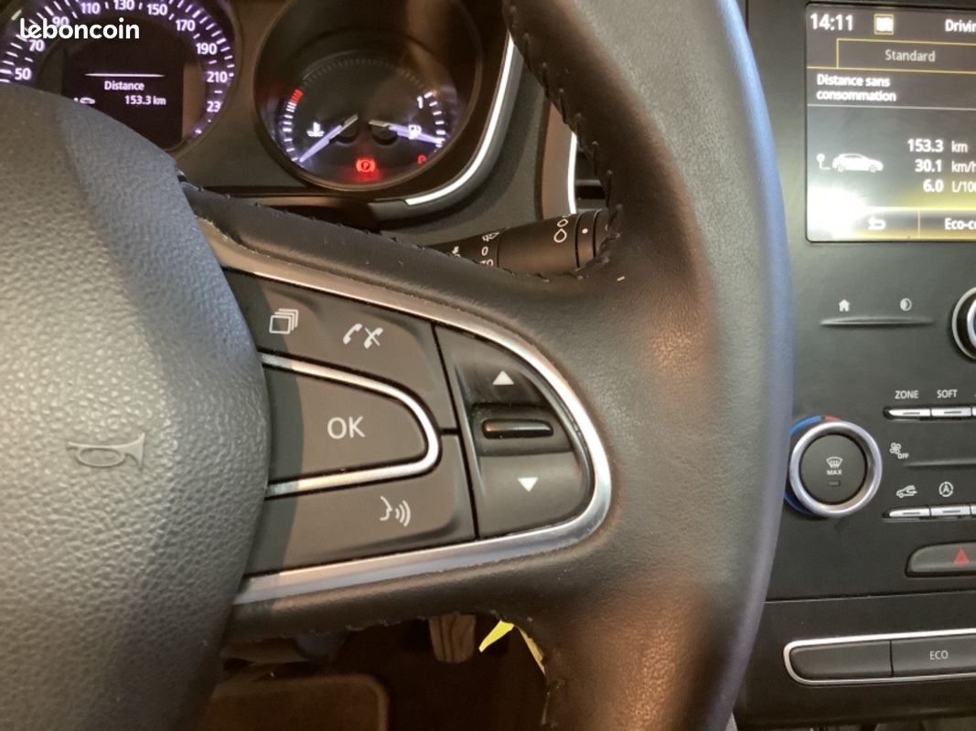 Renault megane iv societe blue dci 115 air 2p (image 21)