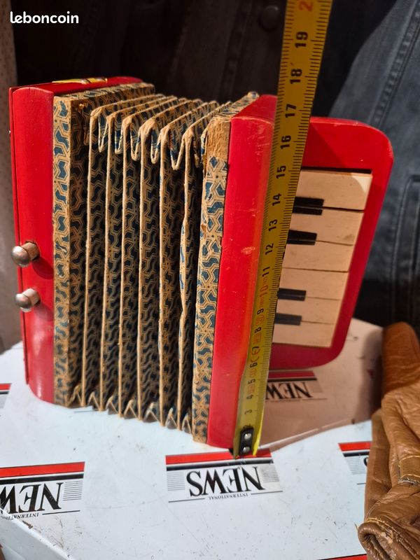 Jouet Vintage Pour Enfant - Petit Accordéon En Plastique Années 60/70 - Jeu Musical Rétro