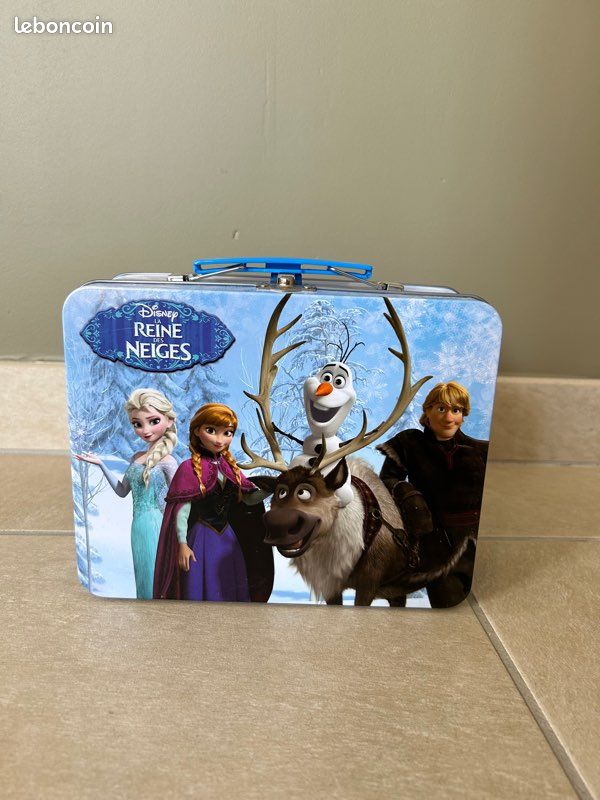Boite et jeu de cartes la reine des neiges (image 2)