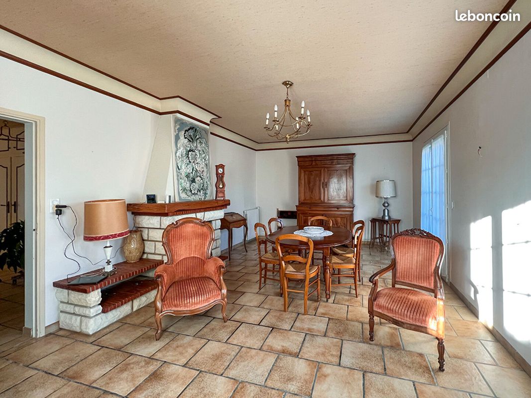 Maison 8 pièces 183 m² · à Fouras · 183 m² · 405 000 €