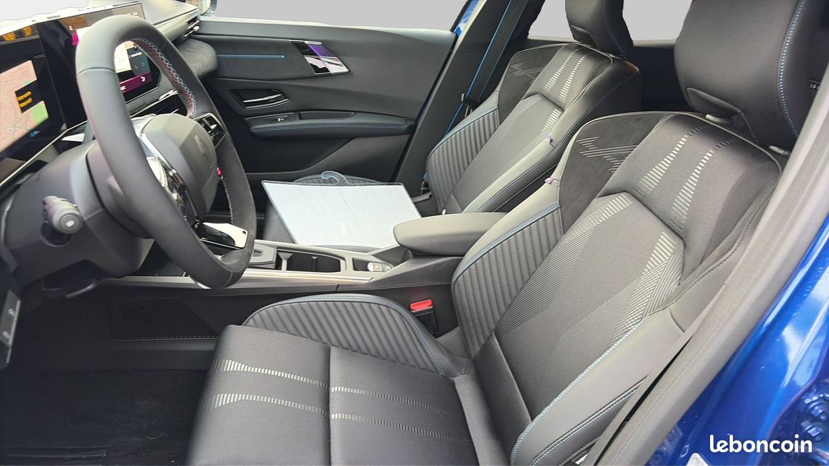 RENAULT CLIO esprit Alpine full hybrid E-Tech 160 (image 12)