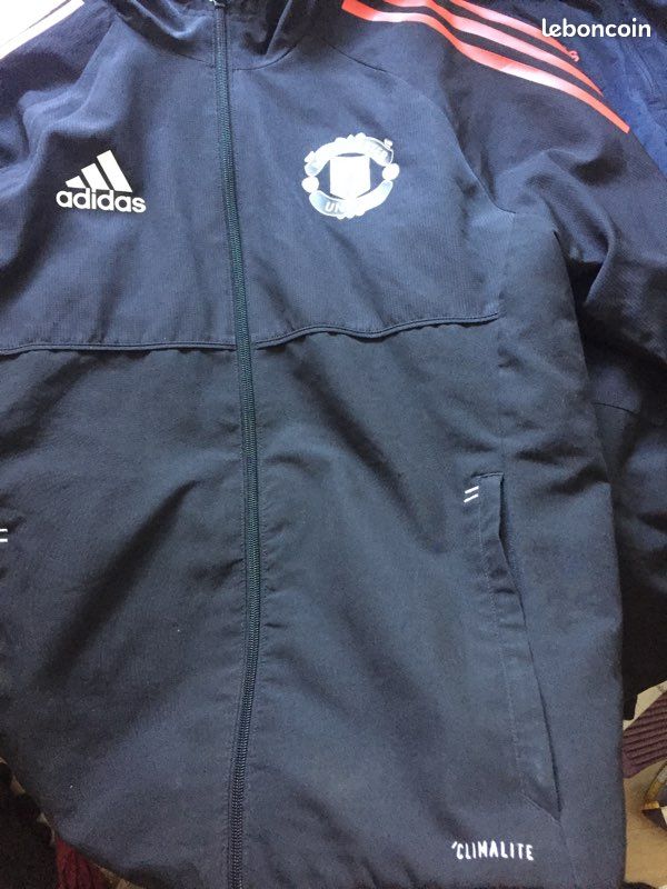 Je vend mon haut Manchester united (image 2)