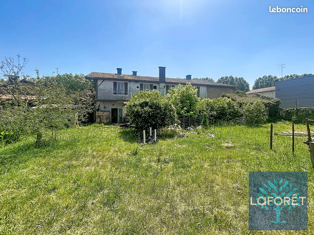 Immeuble 10 pièces 280 m² · à Dax · 280 m² · 260 500 €