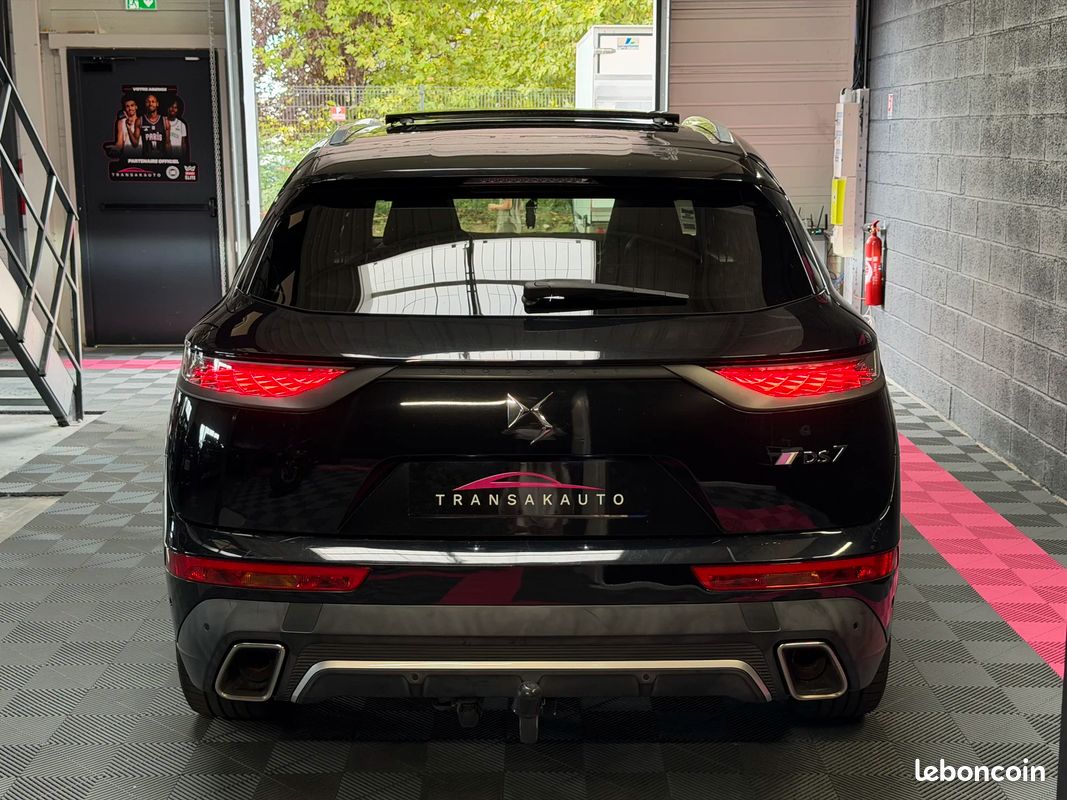 DS7 Crossback Performance Line 1.6 THP 225 EAT8 - Entretien suivi / Toit ouvrant / Attelage / CarPlay / Sellerie Cuir-Alcantara (image 4)