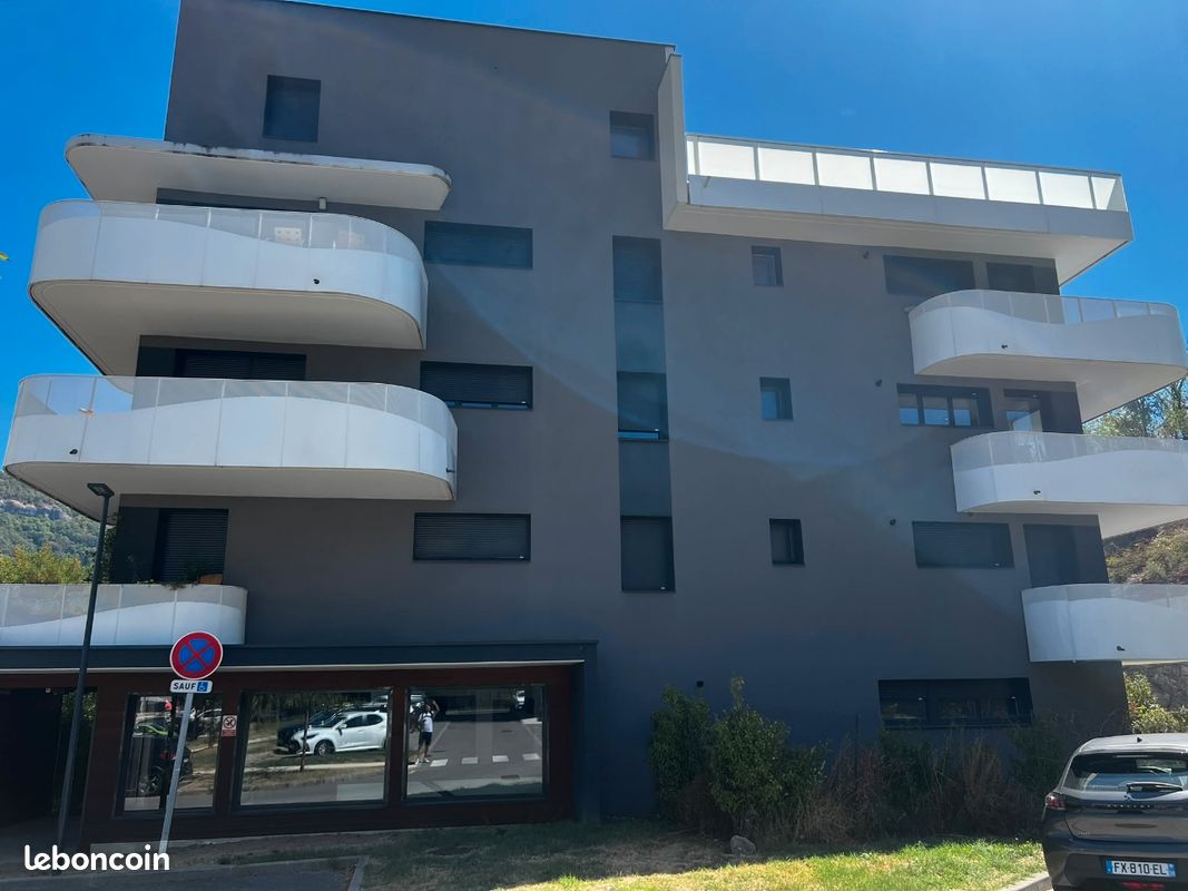 Appartement 5 pièces 100 m² · à Voiron · 99,5 m² · 458 000 €