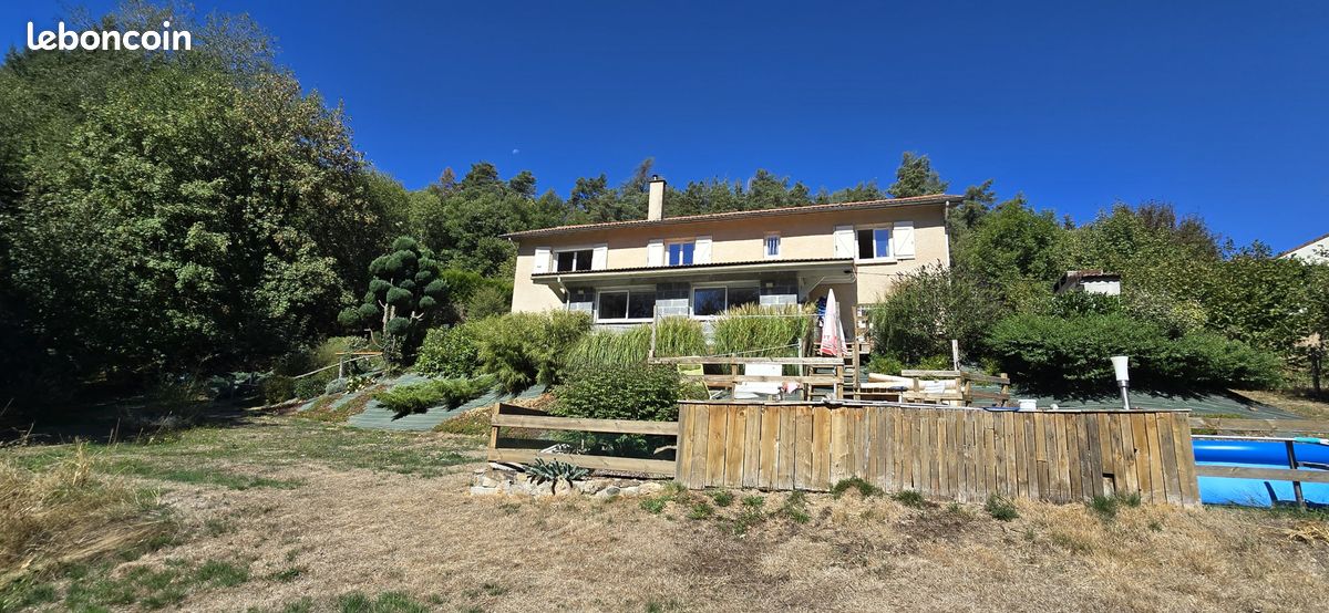 Maison 8 pièces 165 m² · à Pont-Salomon · 165 m² · 305 000 €