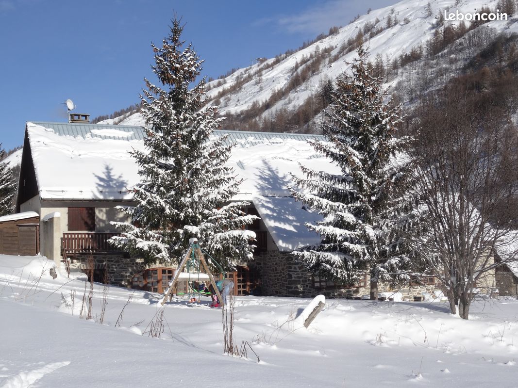 Authentique ferme savoyarde,15 à 25 couchages, été hiver proche piste de ski Valloire Savoie (image 2)