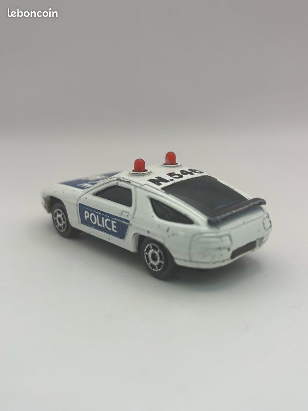 PORSCHE 928 / miniature majorette (image 3)
