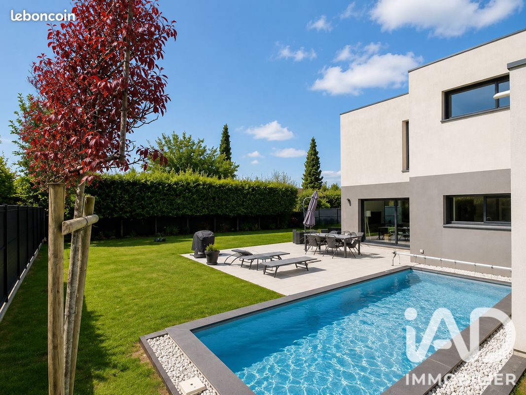 Maison 7 pièces 211 m² · à Saint-Saulve · 211 m² · 565 000 €